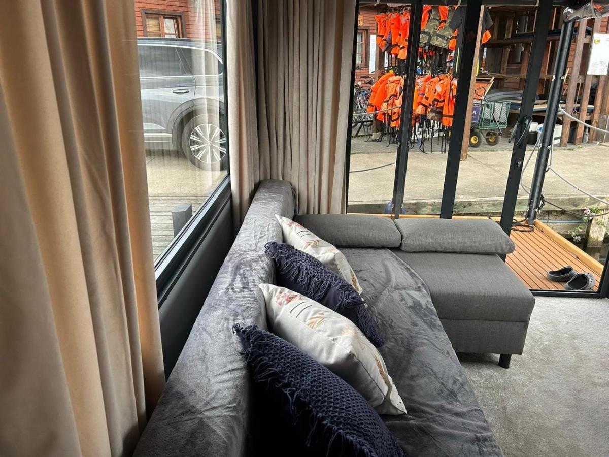 Hotel Dom Na Wodzie Węgorzewo Esterno foto